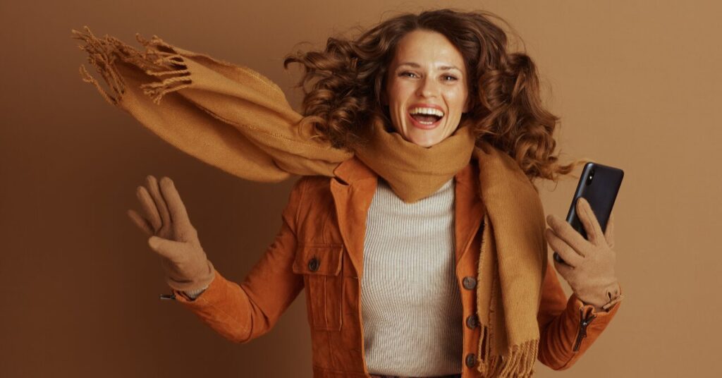 笑顔の元気な女性