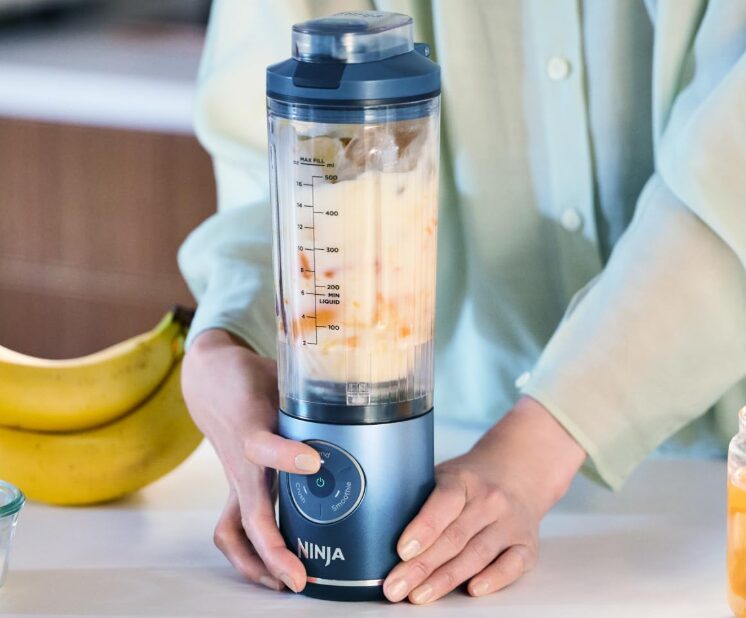 Ninja Blast コードレスミキサー